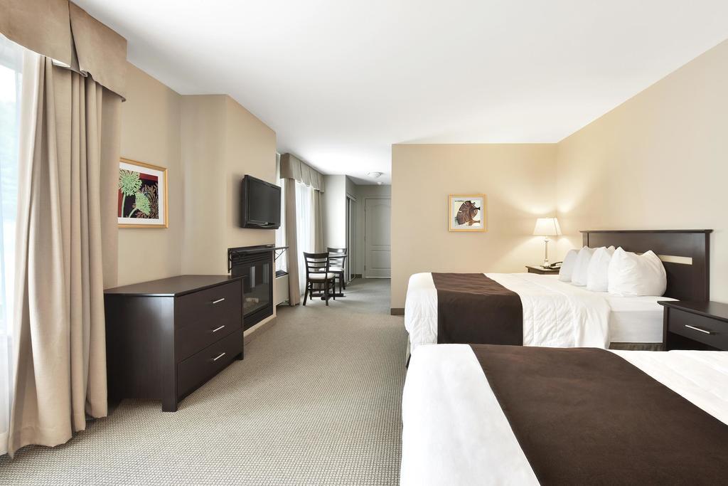 Hotel Le Versailles Saint-Sauveur-des-Monts Camera foto