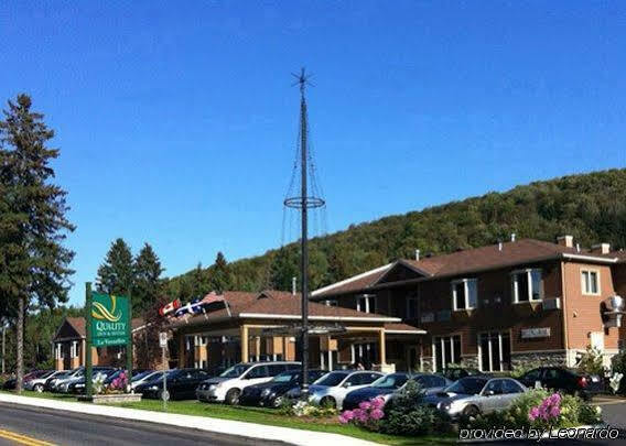 Hotel Le Versailles Saint-Sauveur-des-Monts Esterno foto