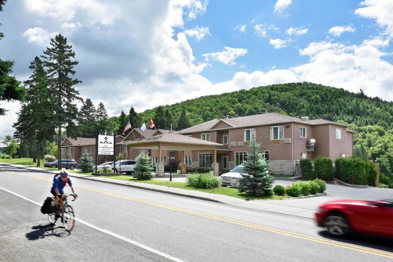 Hotel Le Versailles Saint-Sauveur-des-Monts Esterno foto