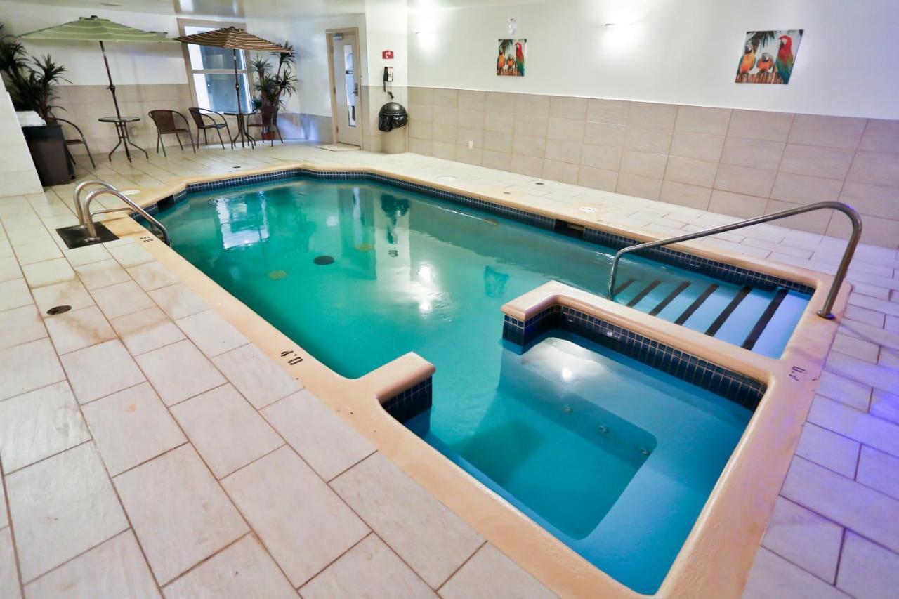Hotel Le Versailles Saint-Sauveur-des-Monts Servizi foto