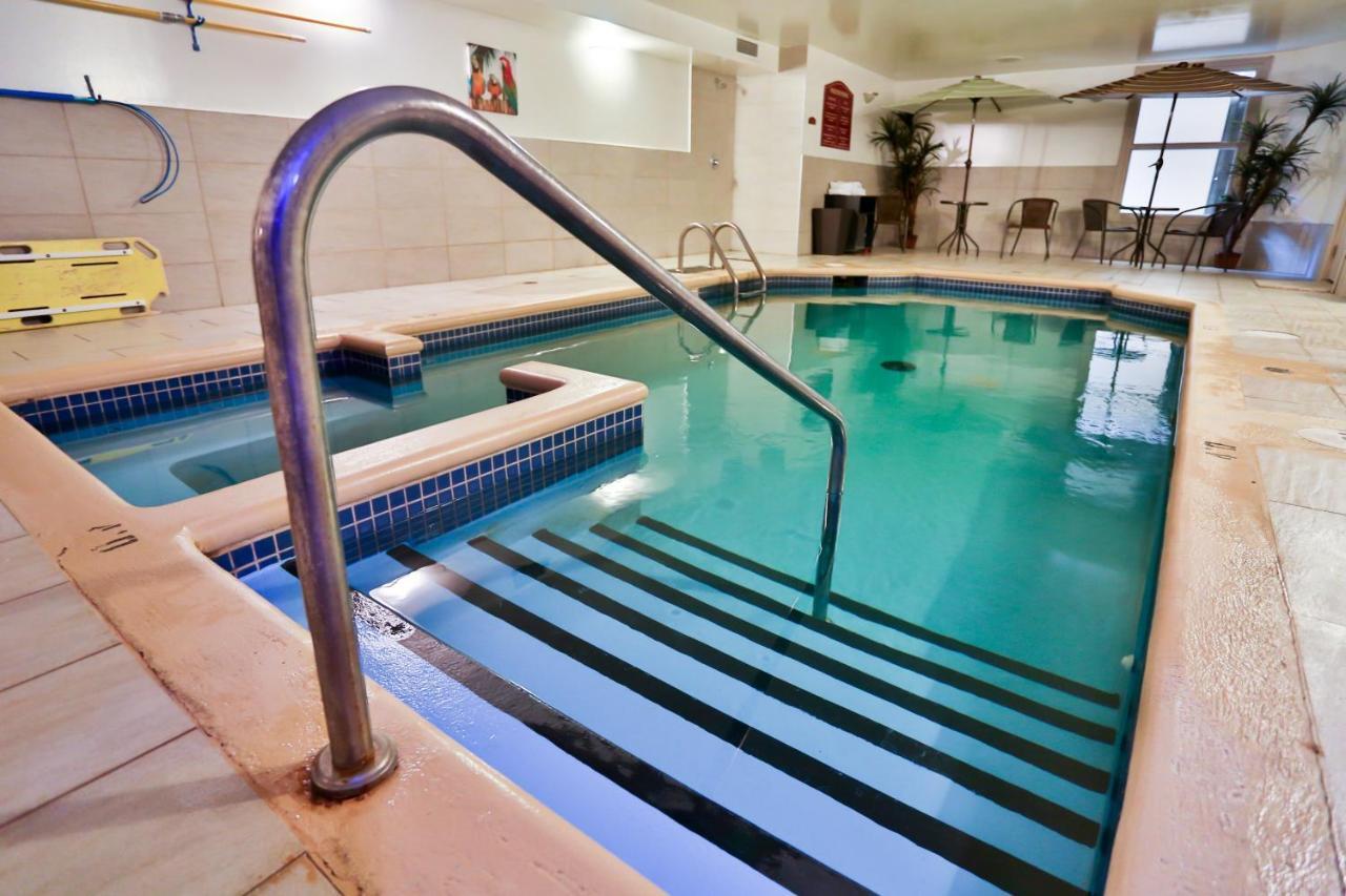 Hotel Le Versailles Saint-Sauveur-des-Monts Servizi foto